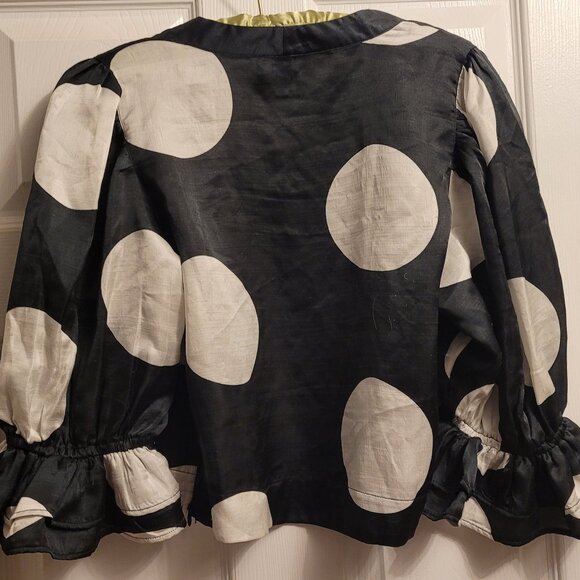 Vera Moda Black and White Crop Top with Puff Sleeves - Picture 6 of 11